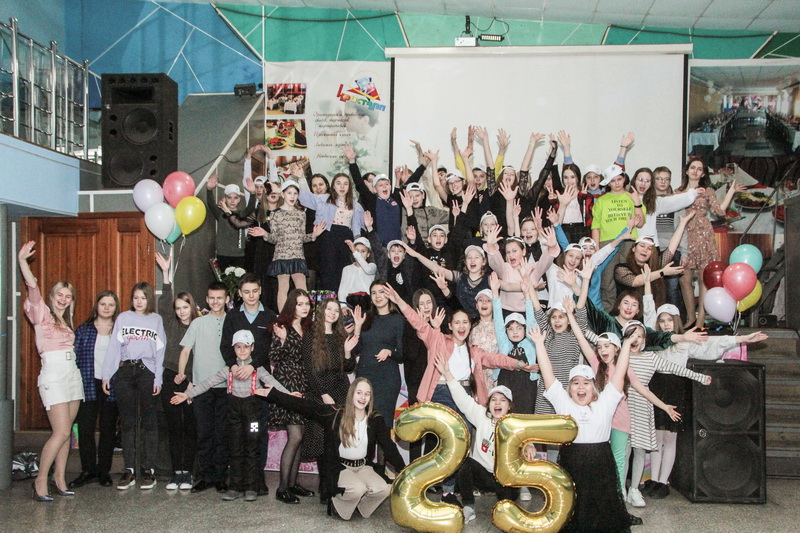 25